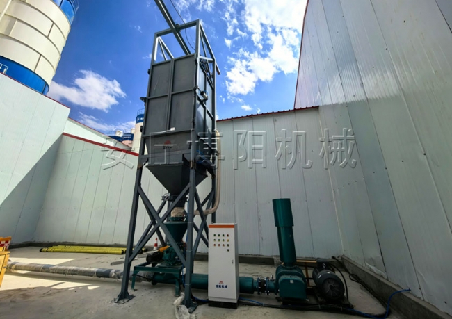 水泥噸袋拆包機+氣力輸送系統